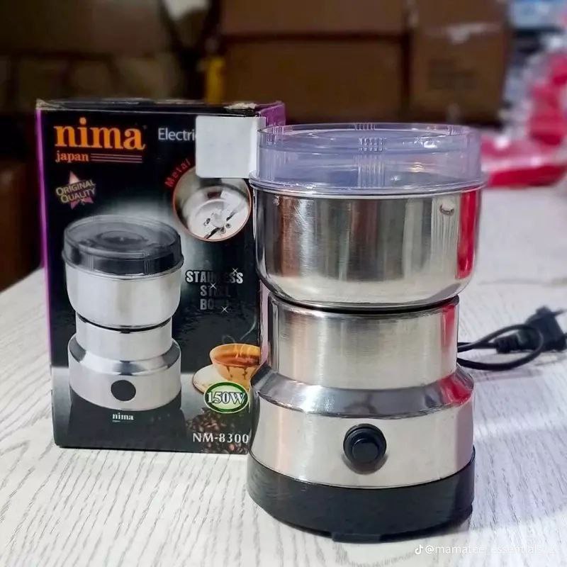 Dry ingredient blender