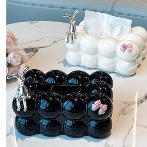 Tissue holder